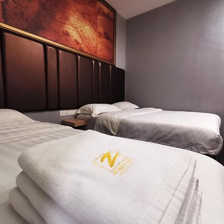 Zenz Hotel Kulai Esterno foto