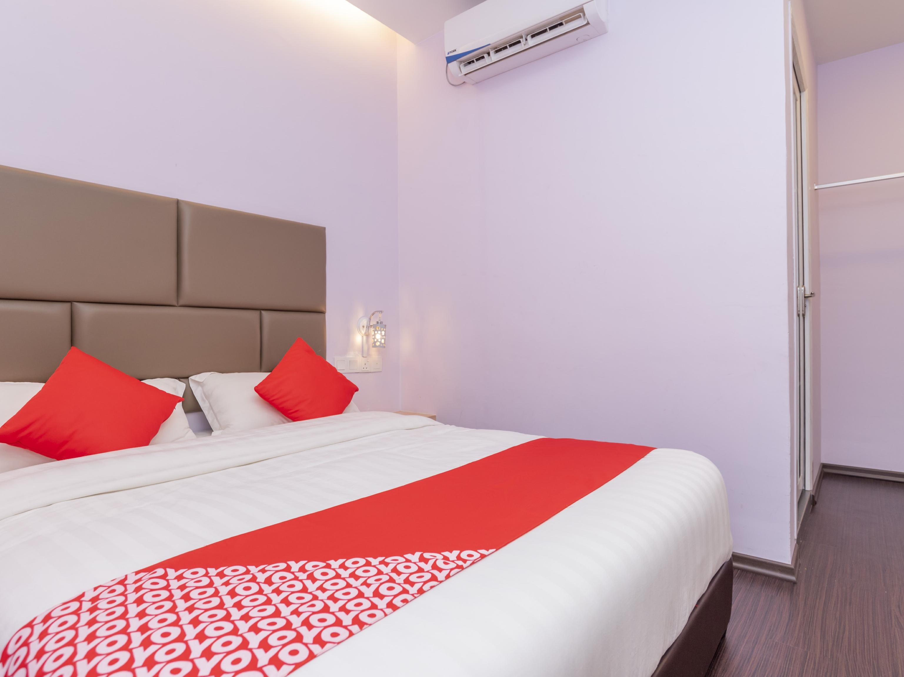 Zenz Hotel Kulai Esterno foto