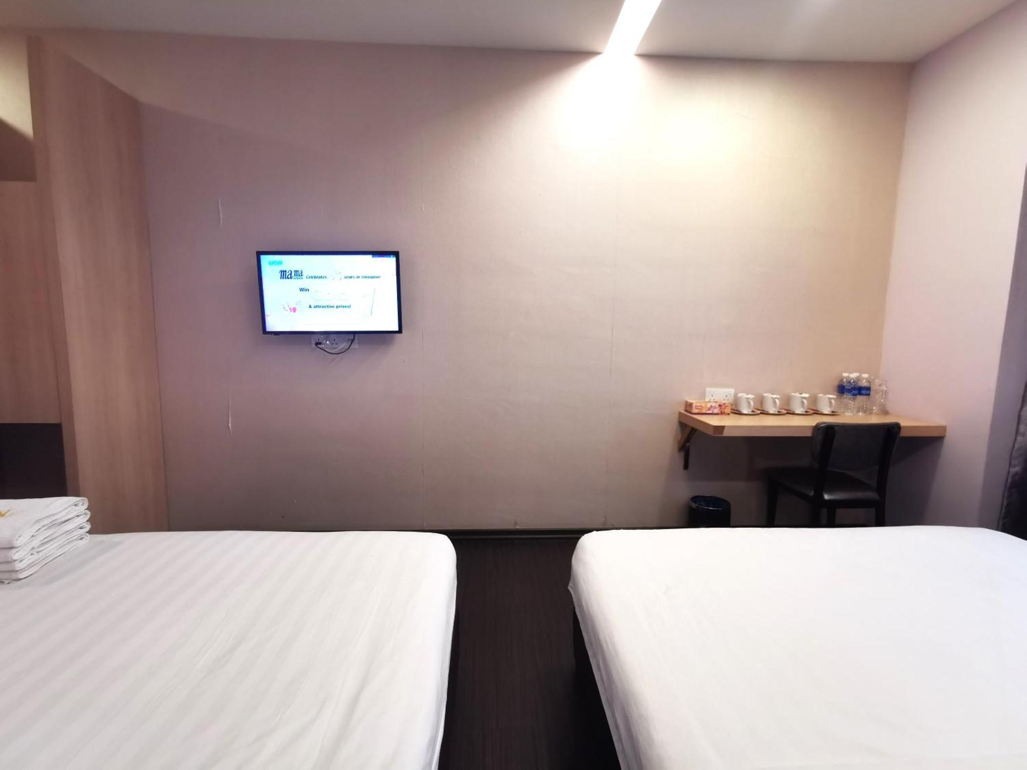 Zenz Hotel Kulai Esterno foto