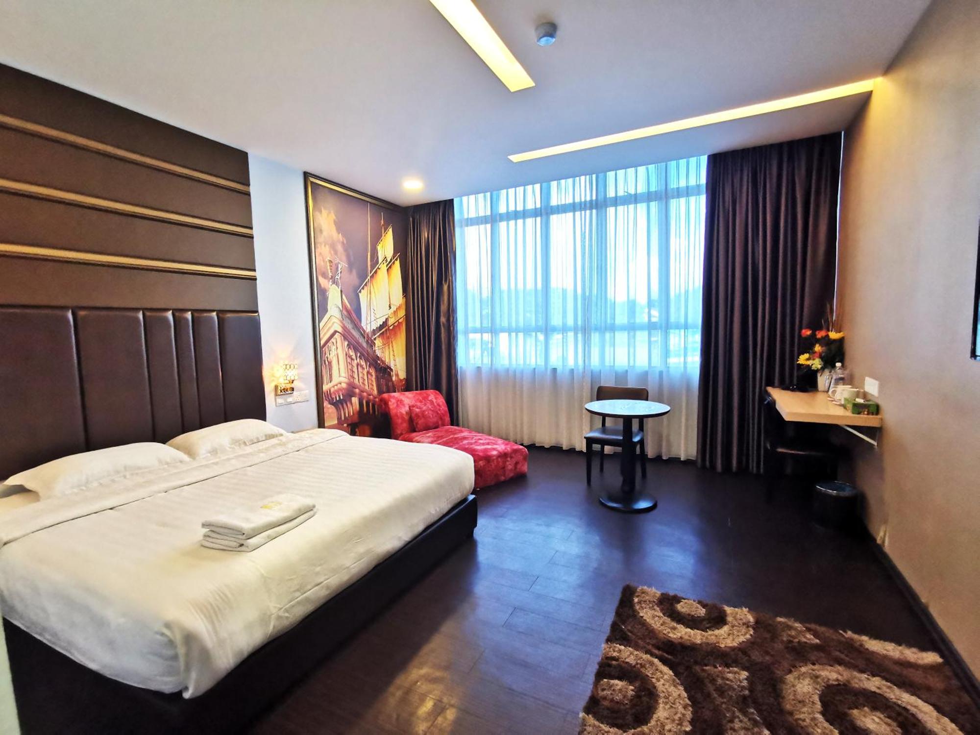 Zenz Hotel Kulai Esterno foto